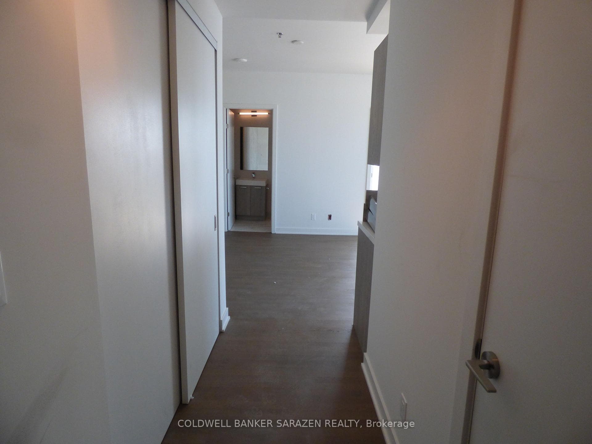 203 CATHERINE Street Unit 1005 photo 14