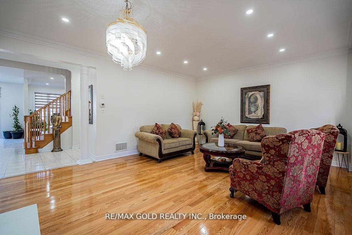 17 Yellow Pine Road photo 7