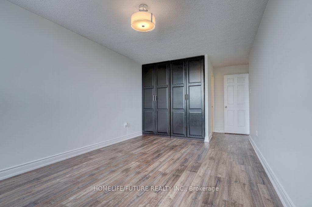 10 Tapscott Road Unit 806 photo 15