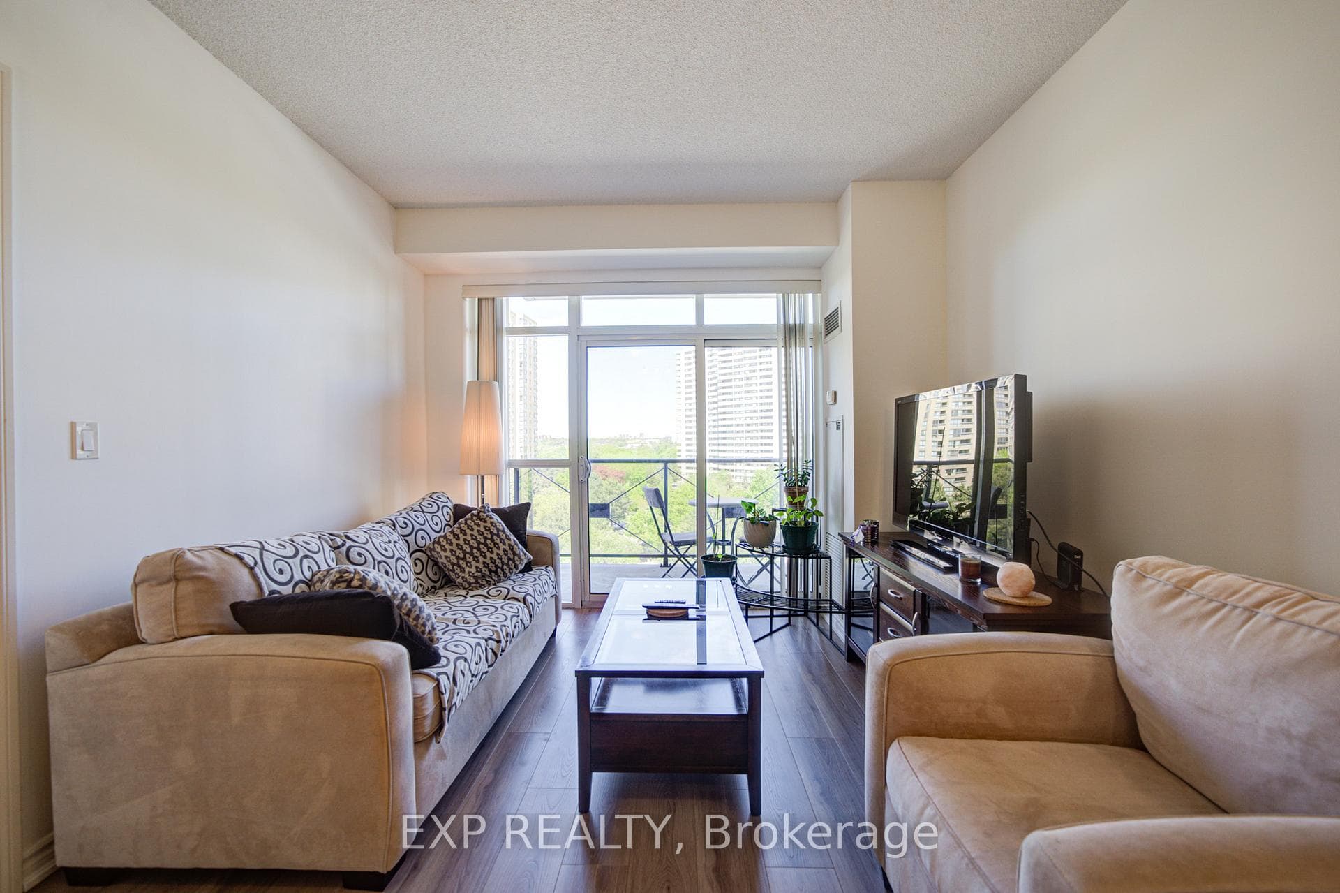 133 Wynford Drive Unit 808 photo 17