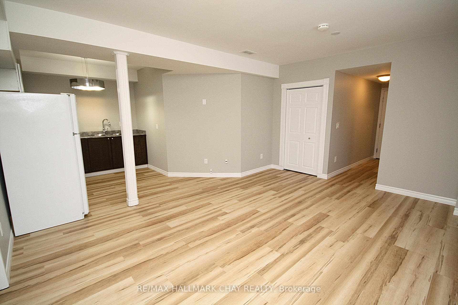 36 Porritt Street Unit B photo 4