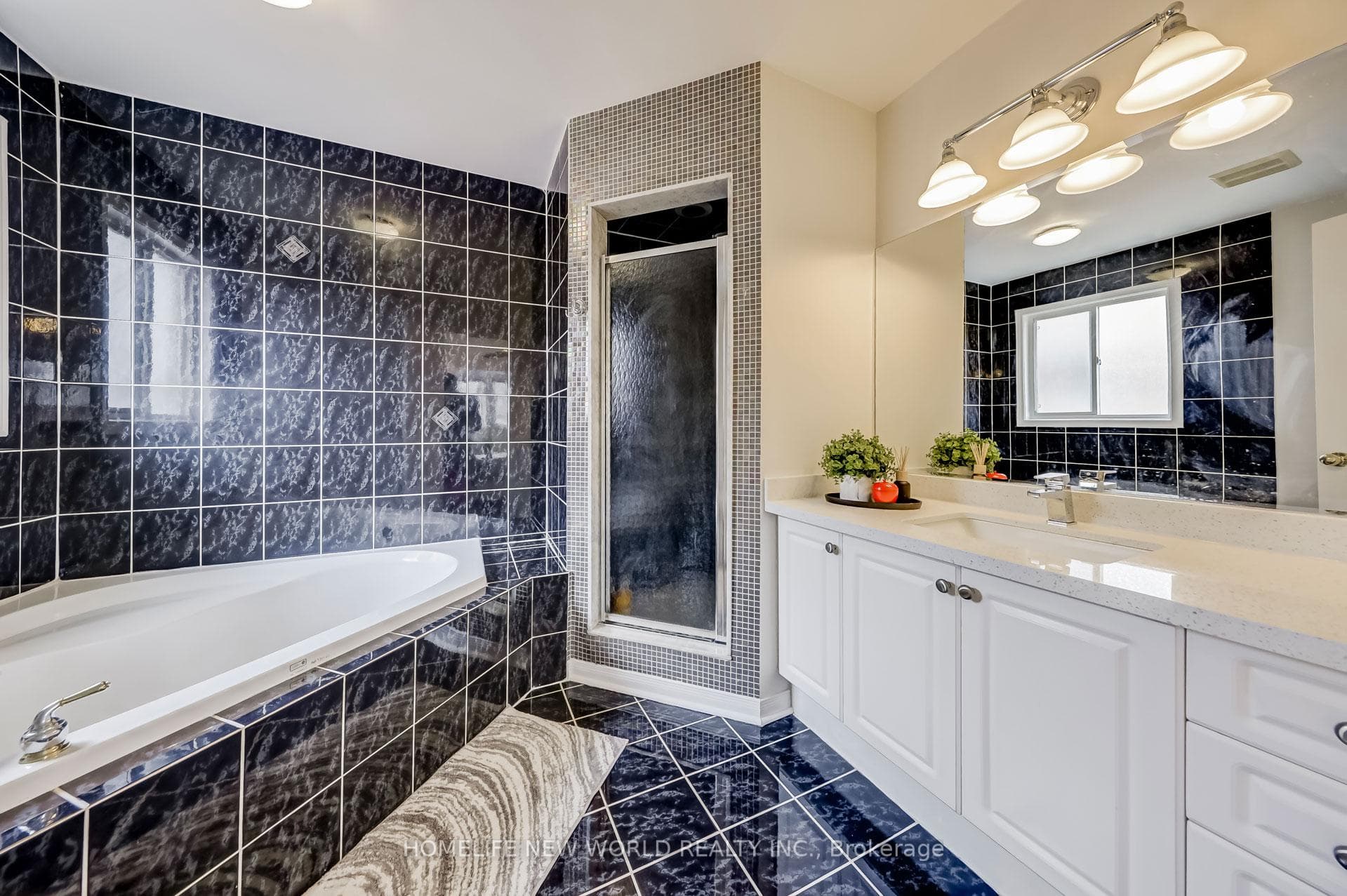 59 Rideau Drive photo 26