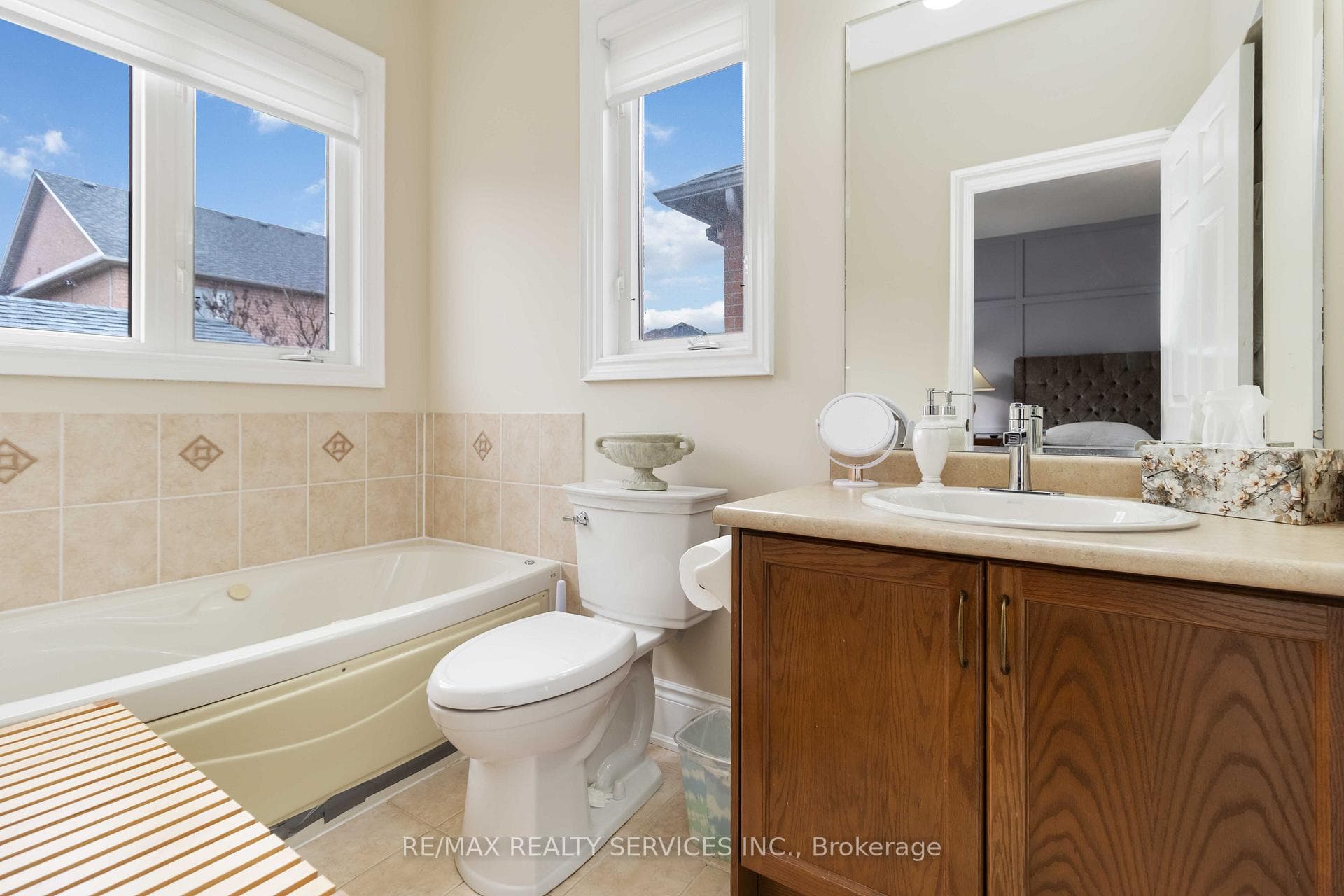 15 Valleystream Circle photo 19