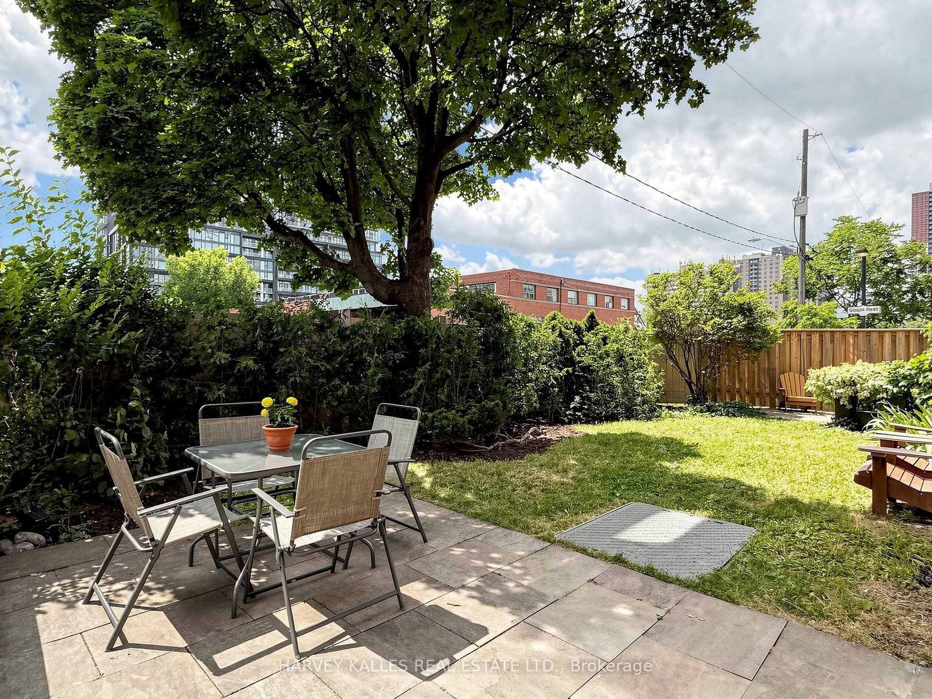 10 Lightbourn Avenue photo 44