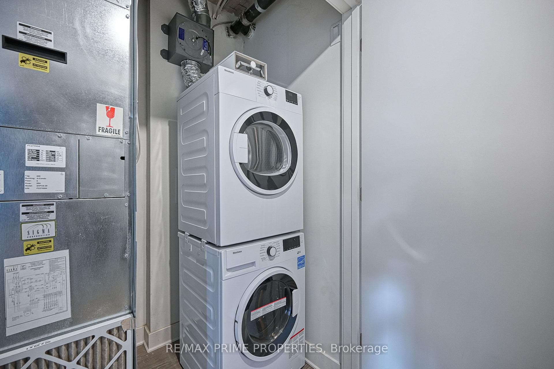180 GEORGE Street Unit 508 photo 27