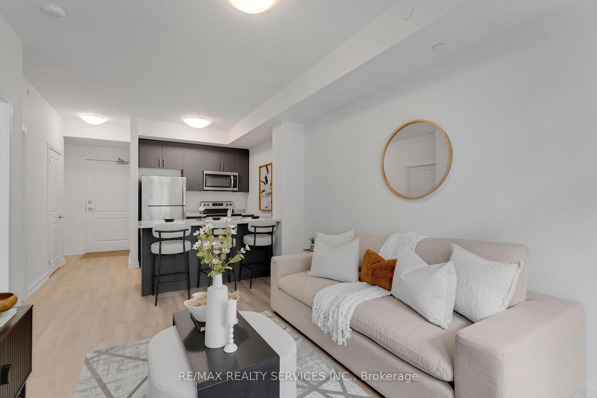 5055 Greenlane Road Unit 136 photo 4