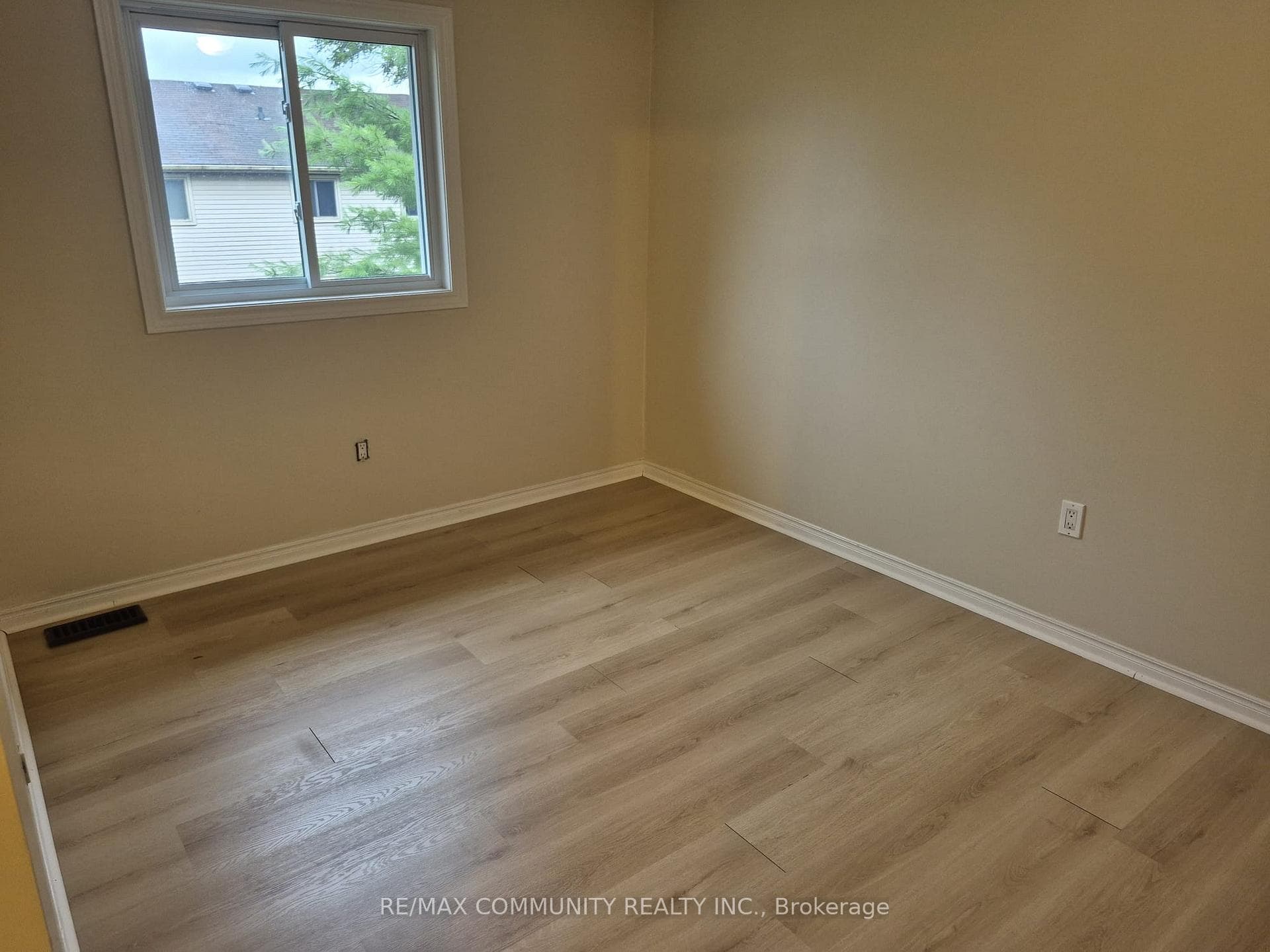 511 Admiral Drive Unit 65 photo 6