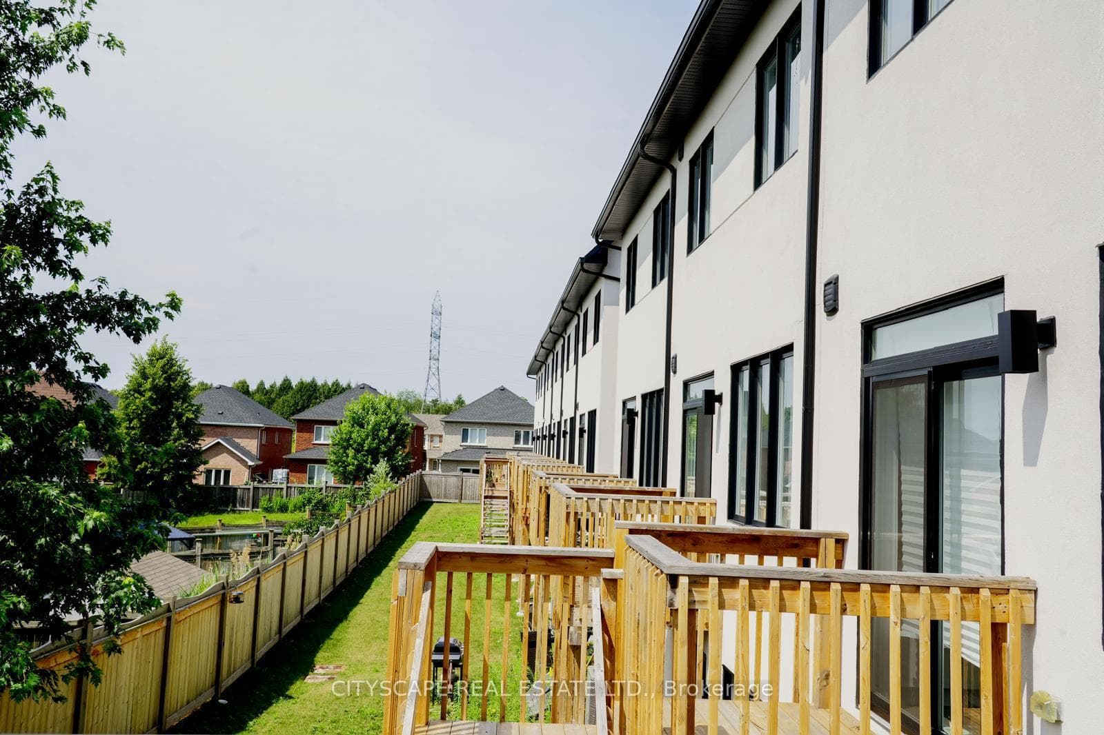 19 Lively Way photo 33