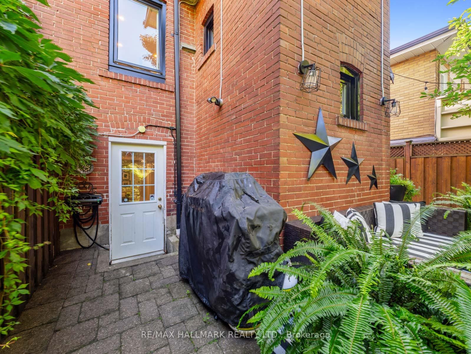 Separate Entrance to Basement