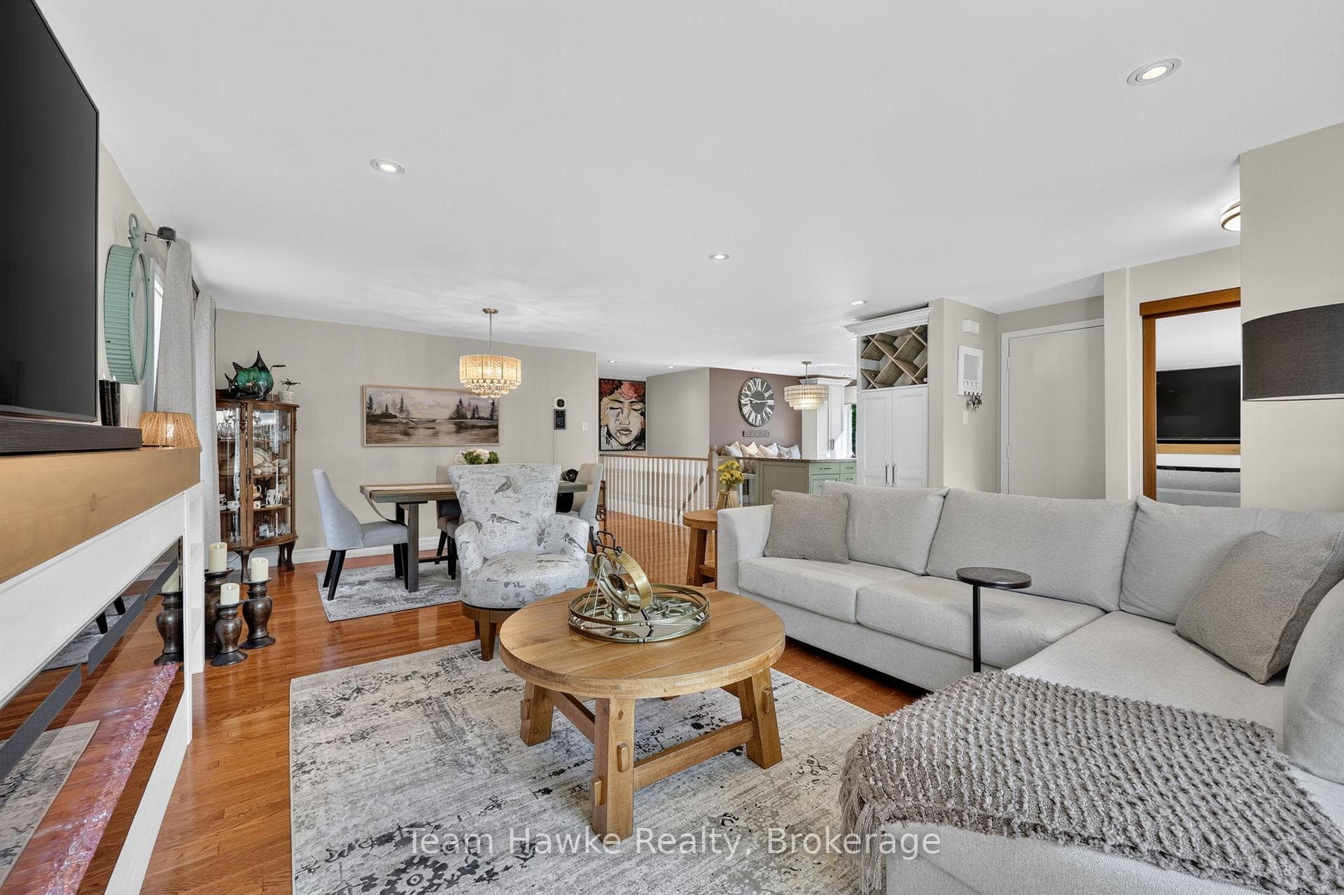 400 Galloway Boulevard photo 14