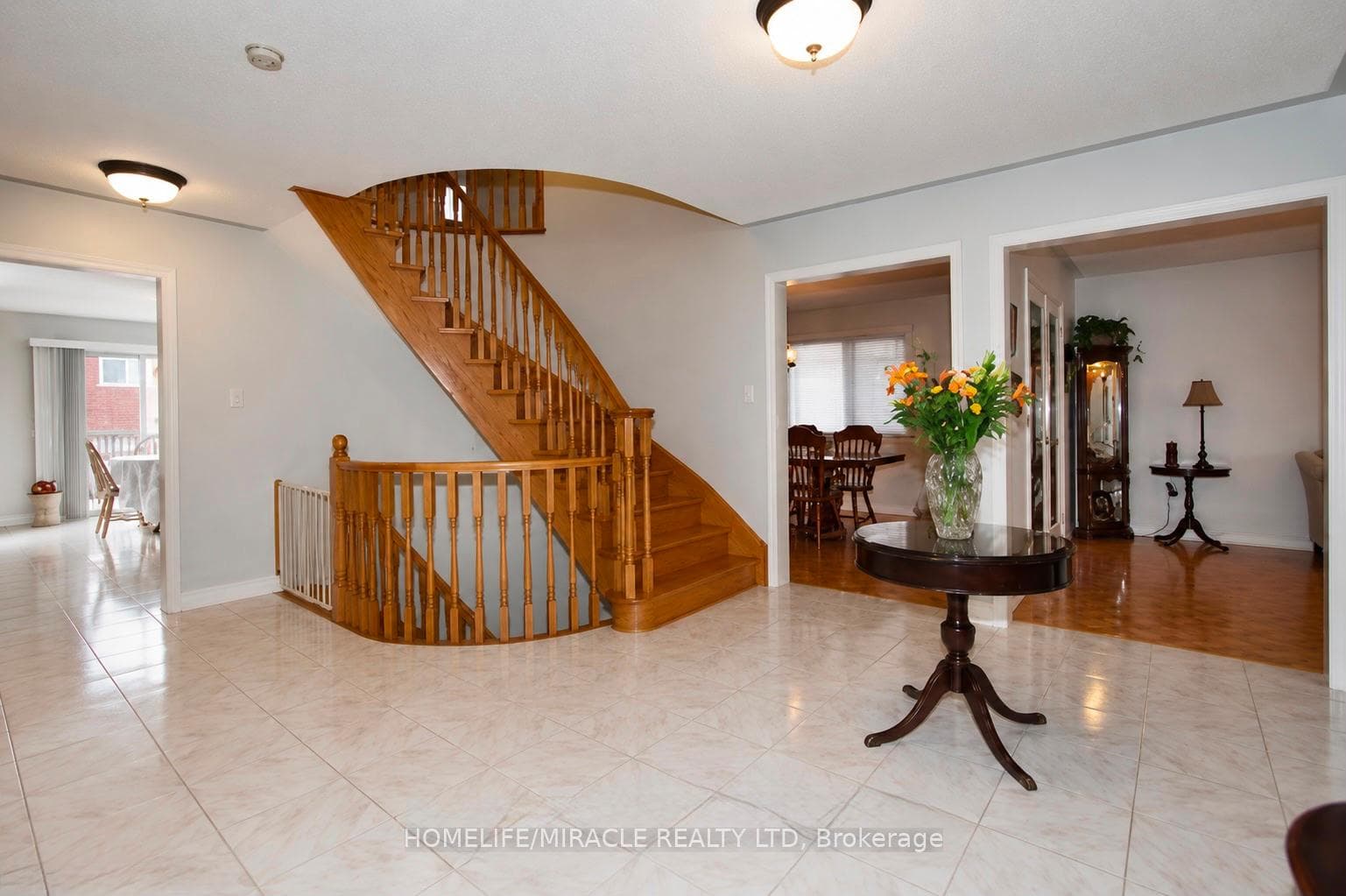 4734 Creditview Road photo 4