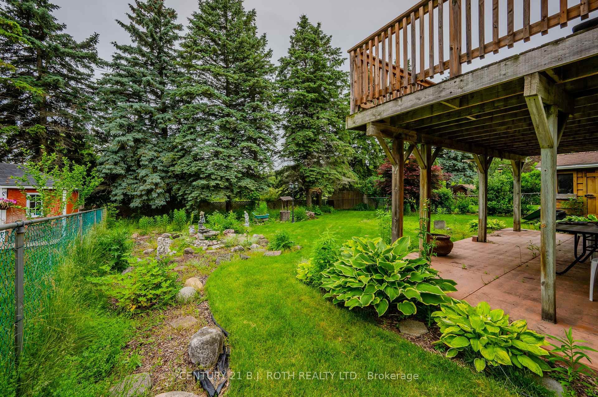 390 Lakeview Drive photo 6