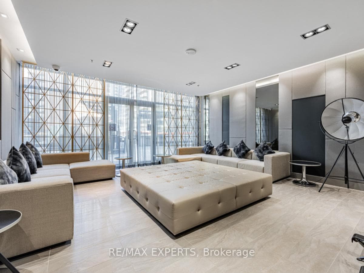 Entertainment Room - Amenities