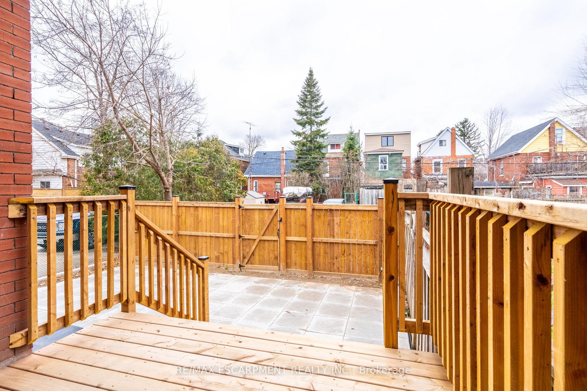 204 Balsam Avenue photo 45