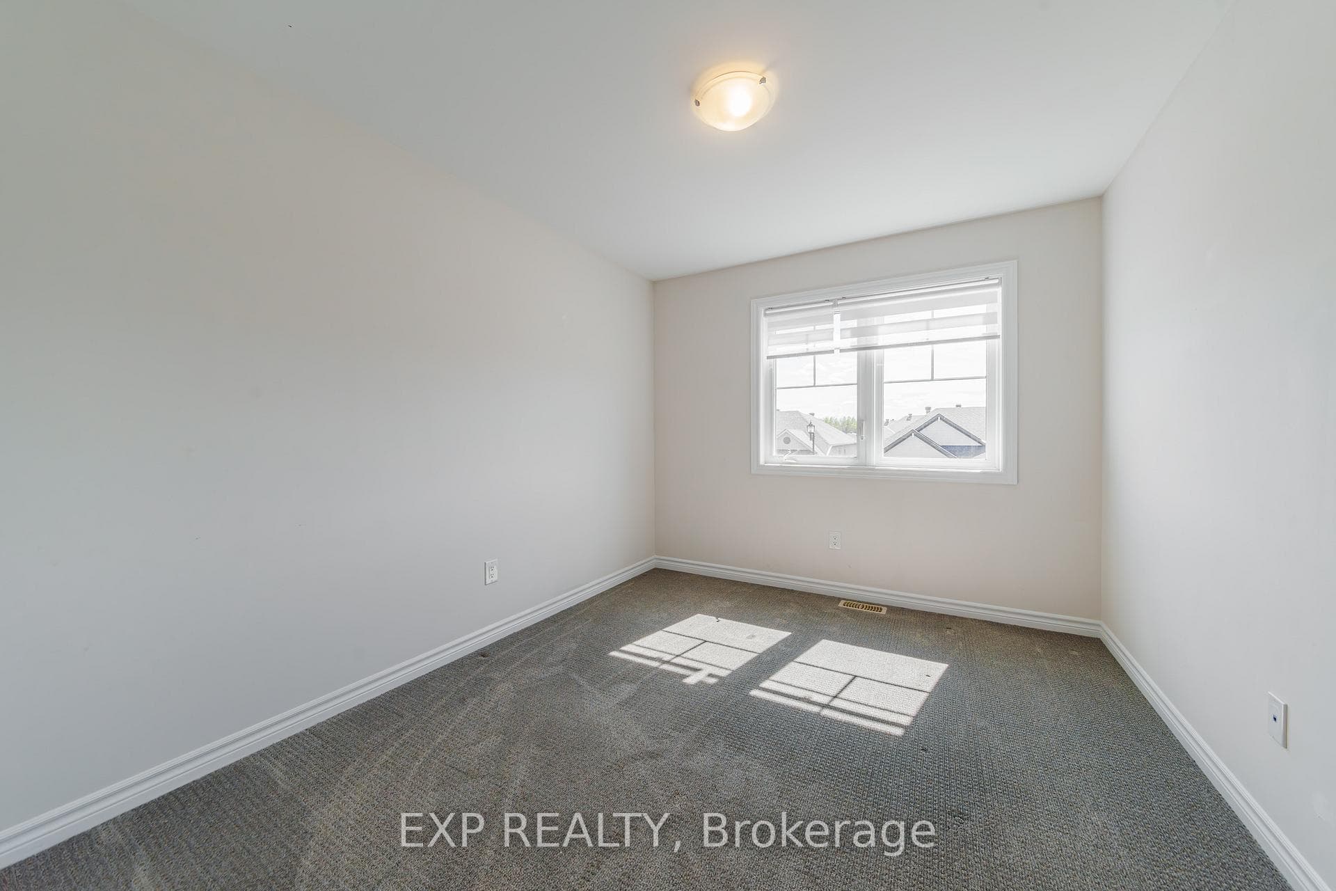120 Patchell Place photo 17
