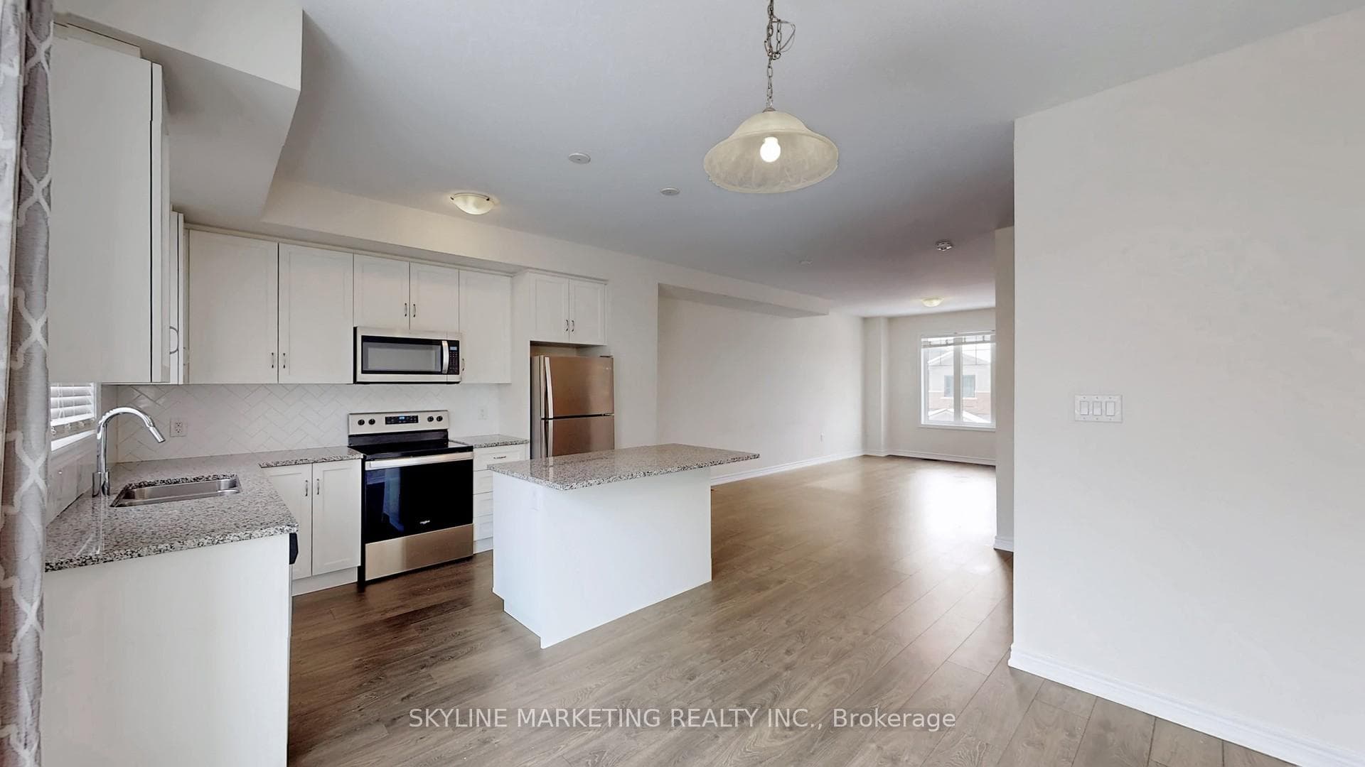 18 Hibiscus Lane photo 11