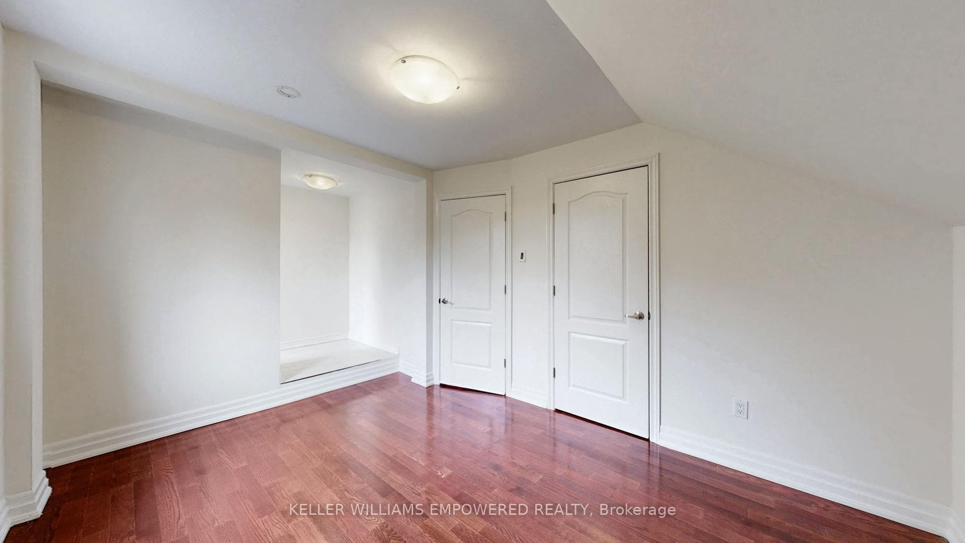 98 Glen Cameron Road photo 11