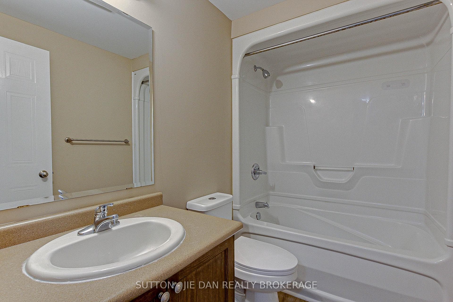 1059 Whetherfield Street Unit 50 photo 7