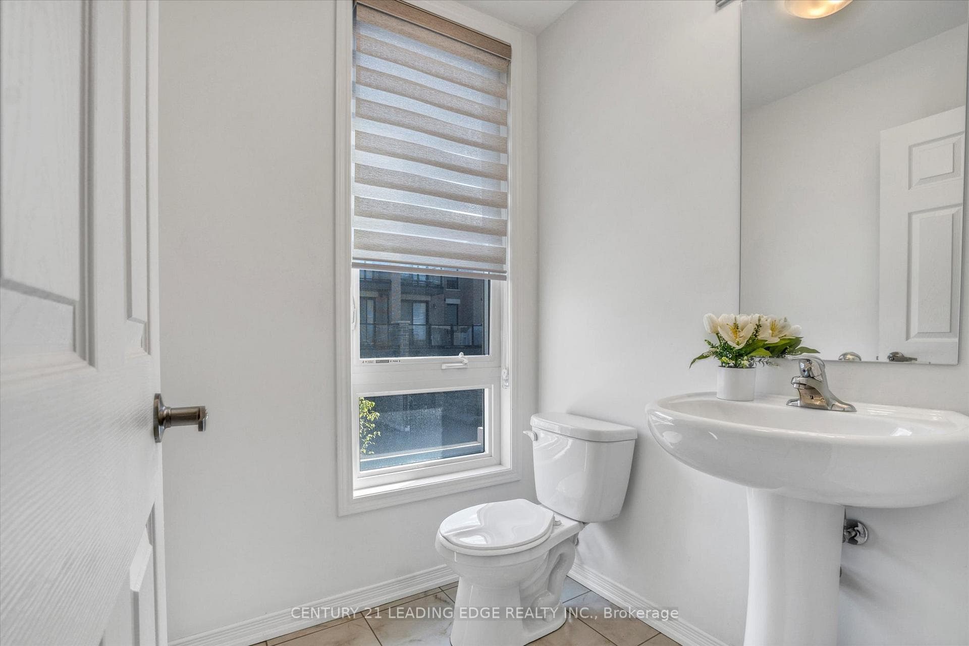1450 Coral Springs Path photo 16