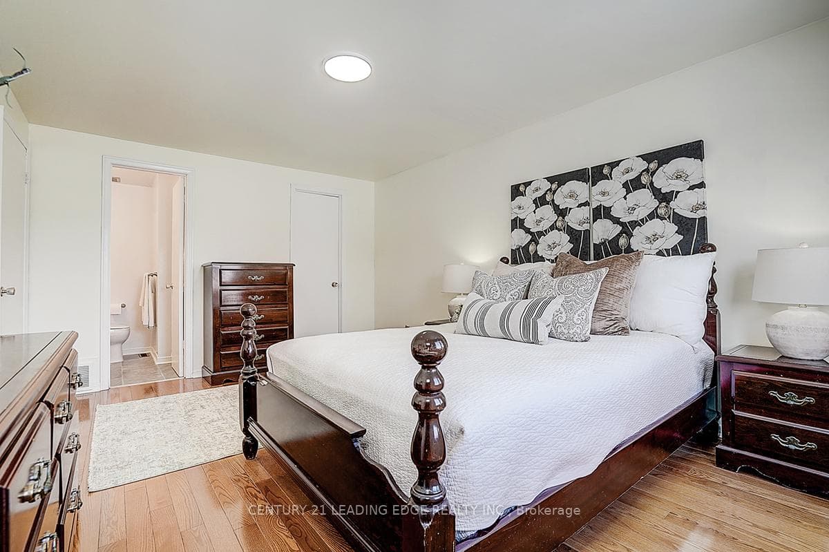 328 Chartland Boulevard photo 40