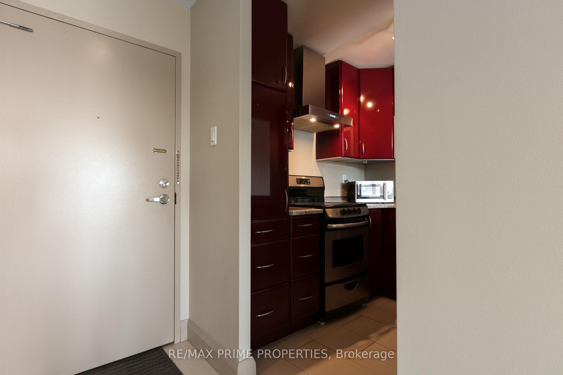 40 Landry Street Unit 507 photo 4