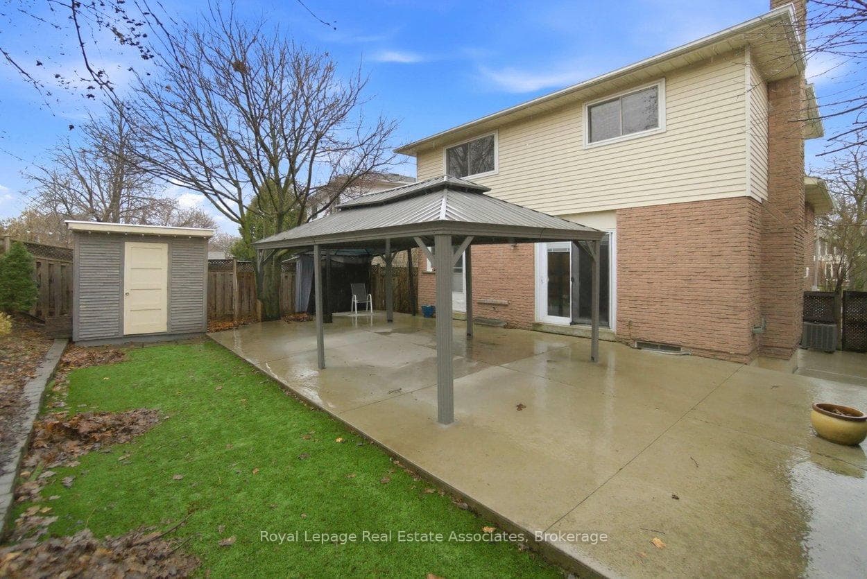 725 Coulson Avenue photo 43