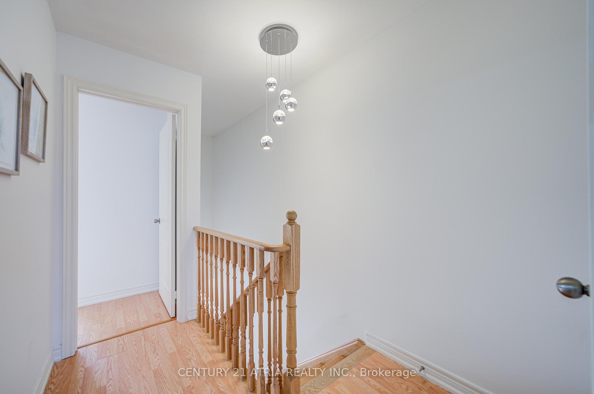 42 Roy Grove Way photo 30