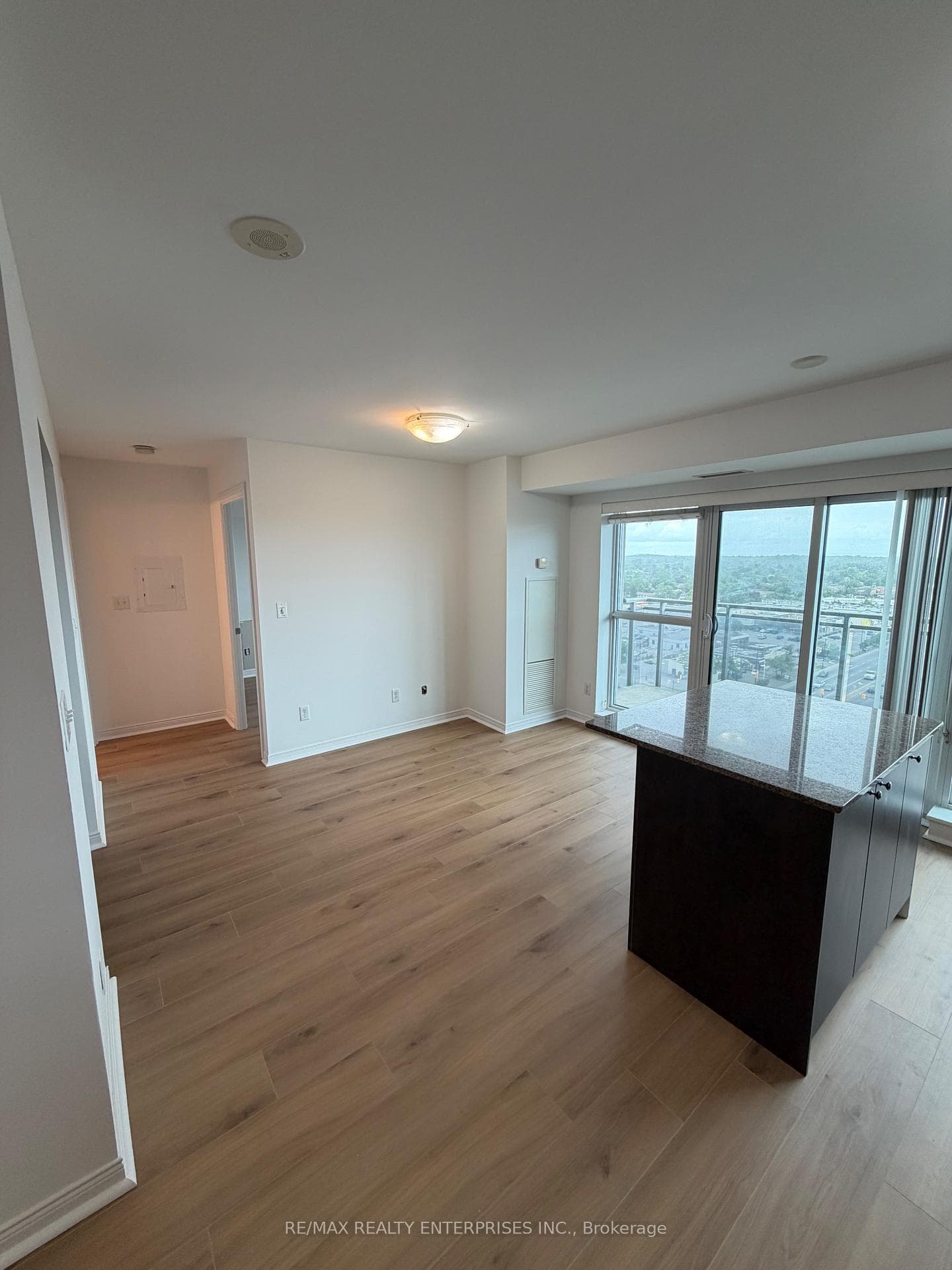 215 Queen Street Unit 1511 photo 10