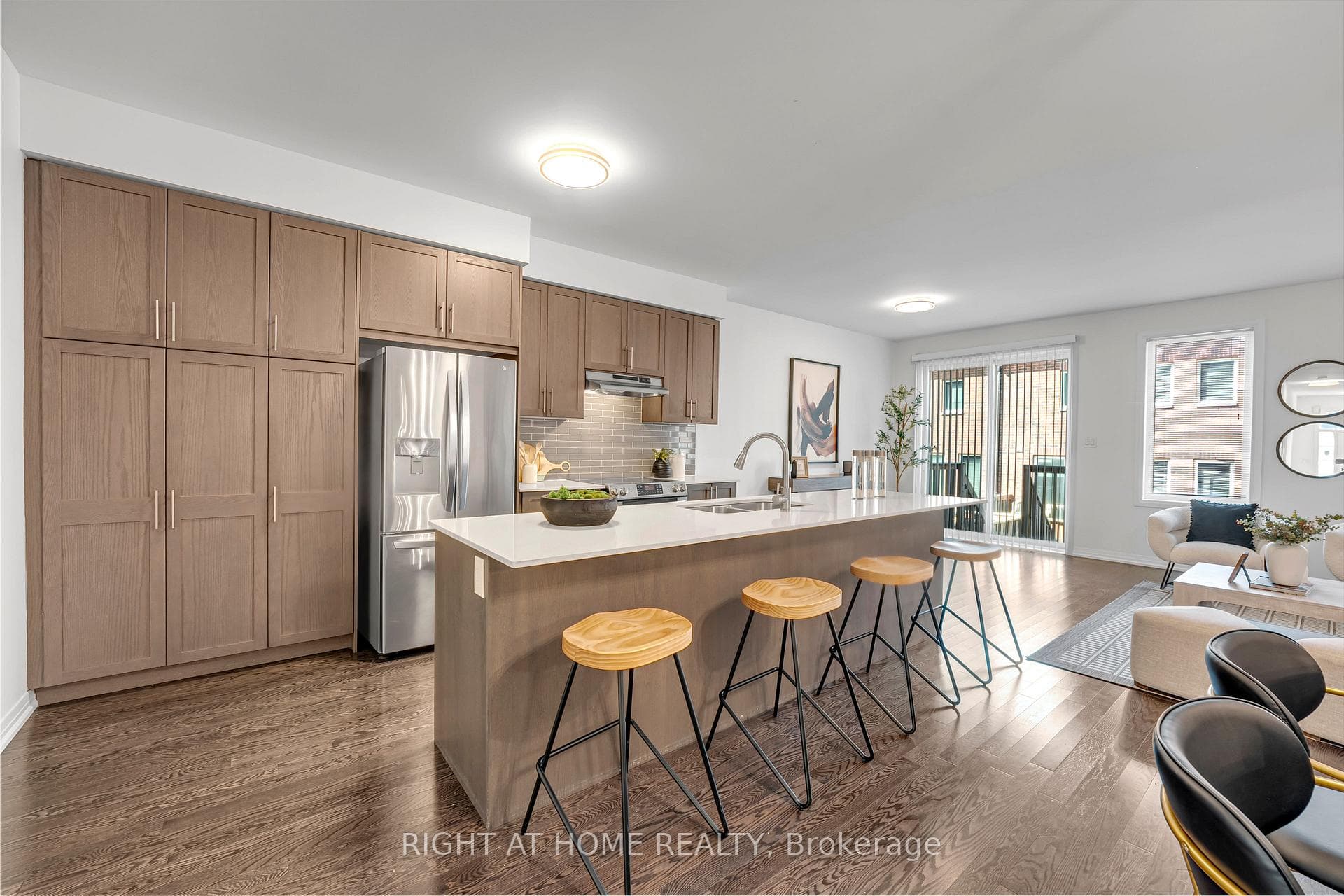 59 Henry Crescent photo 11