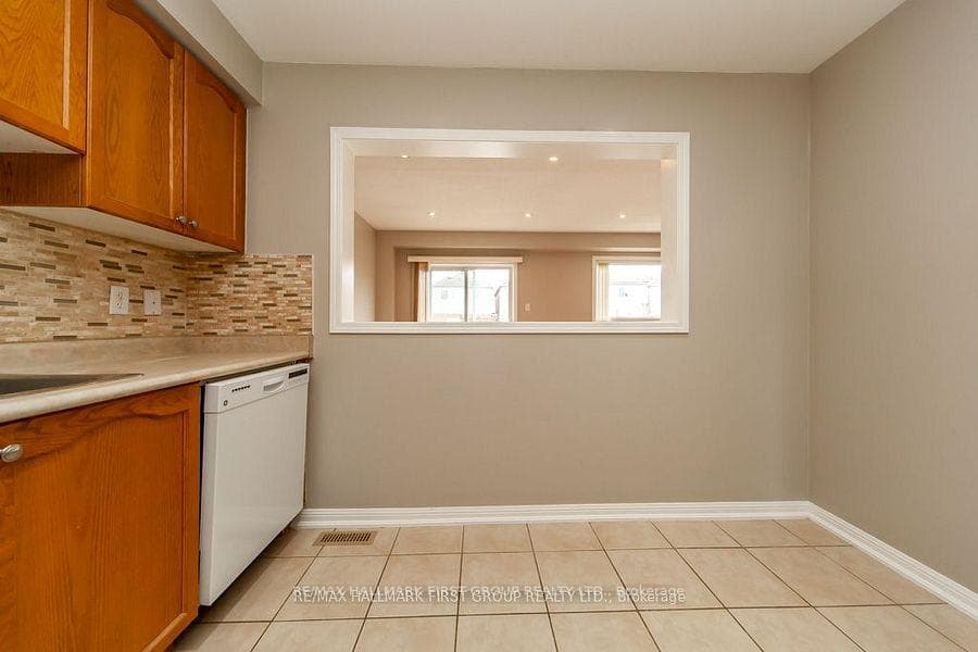 17 Robideau Place photo 20