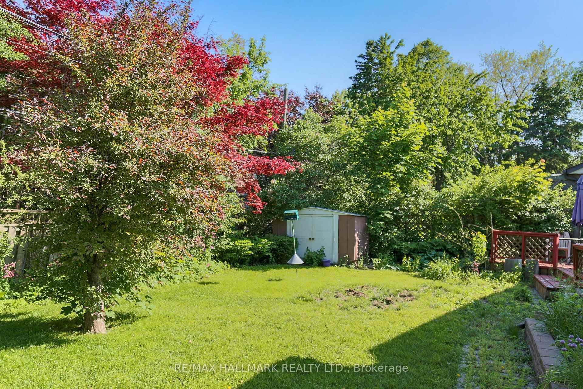 80 Berkinshaw Crescent photo 34