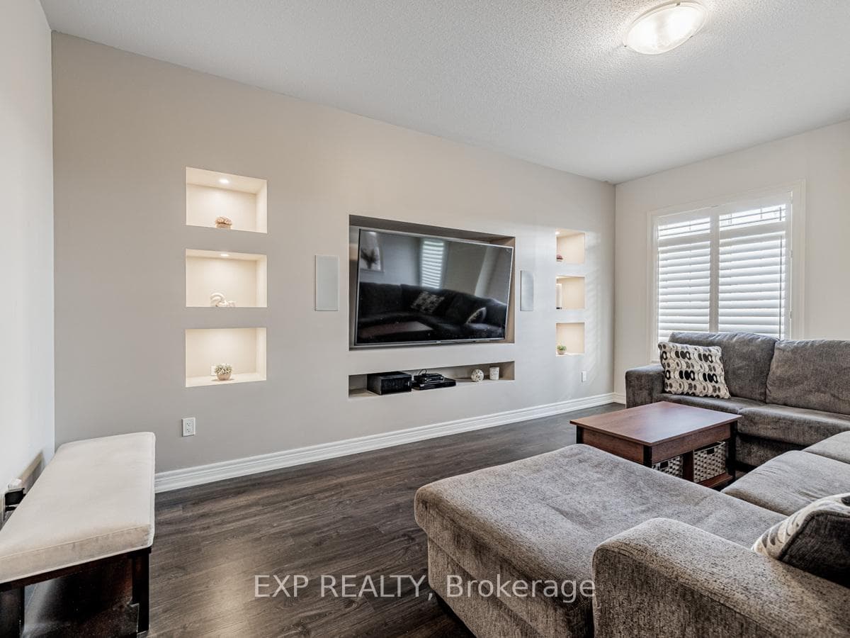 1056 Murrell Boulevard photo 11