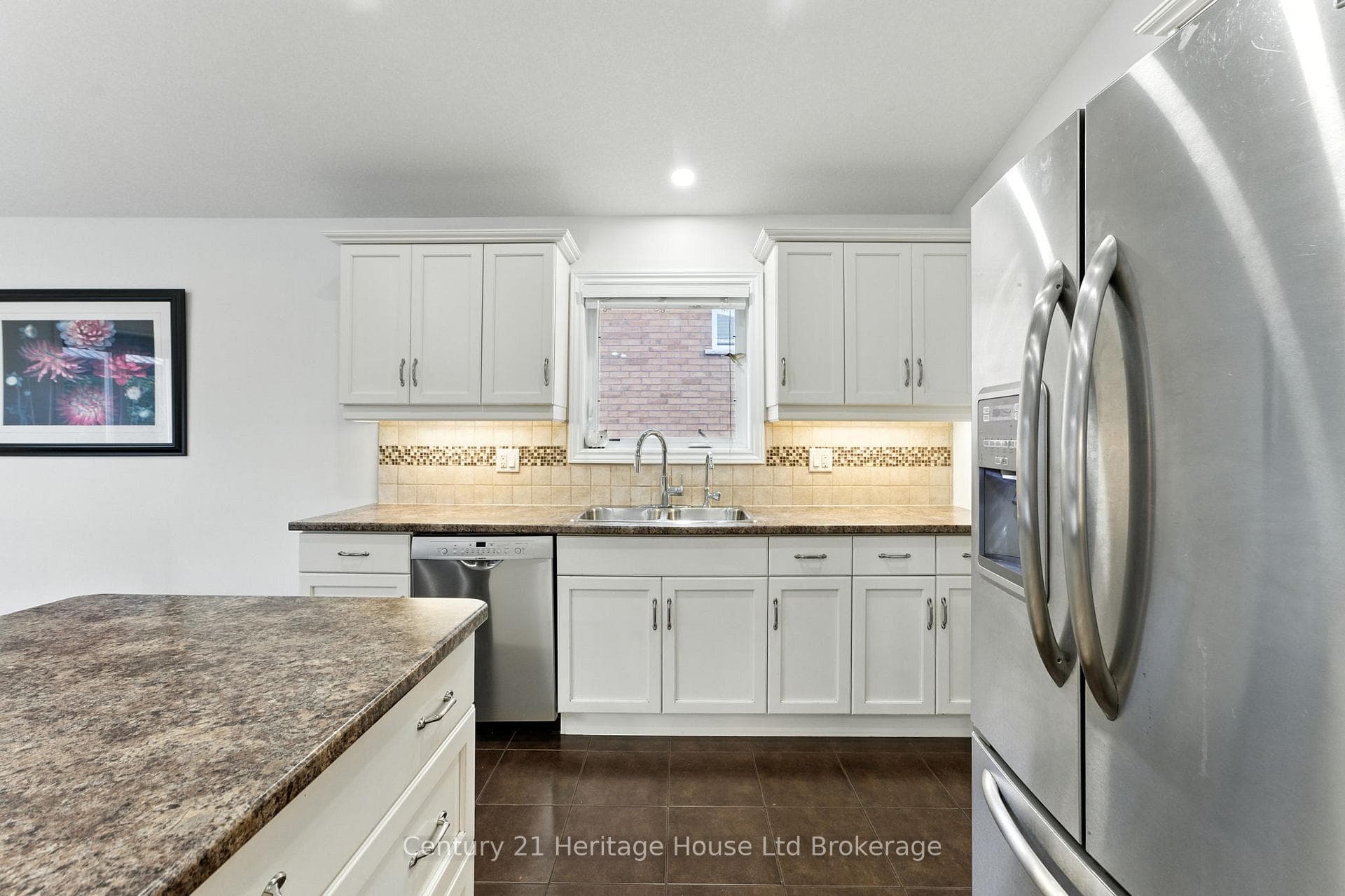 107 Applewood Street photo 21