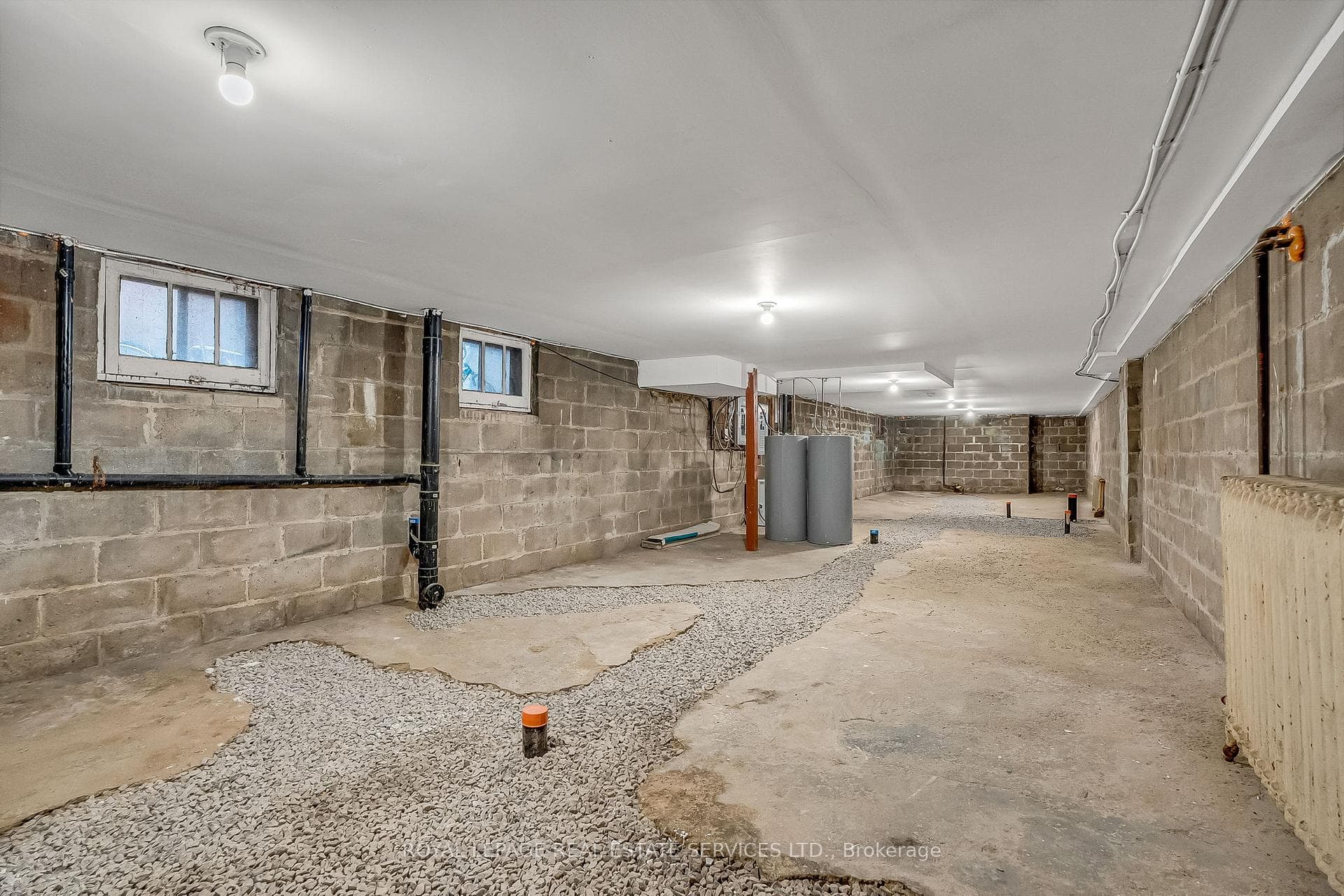 393* Willard Avenue photo 31