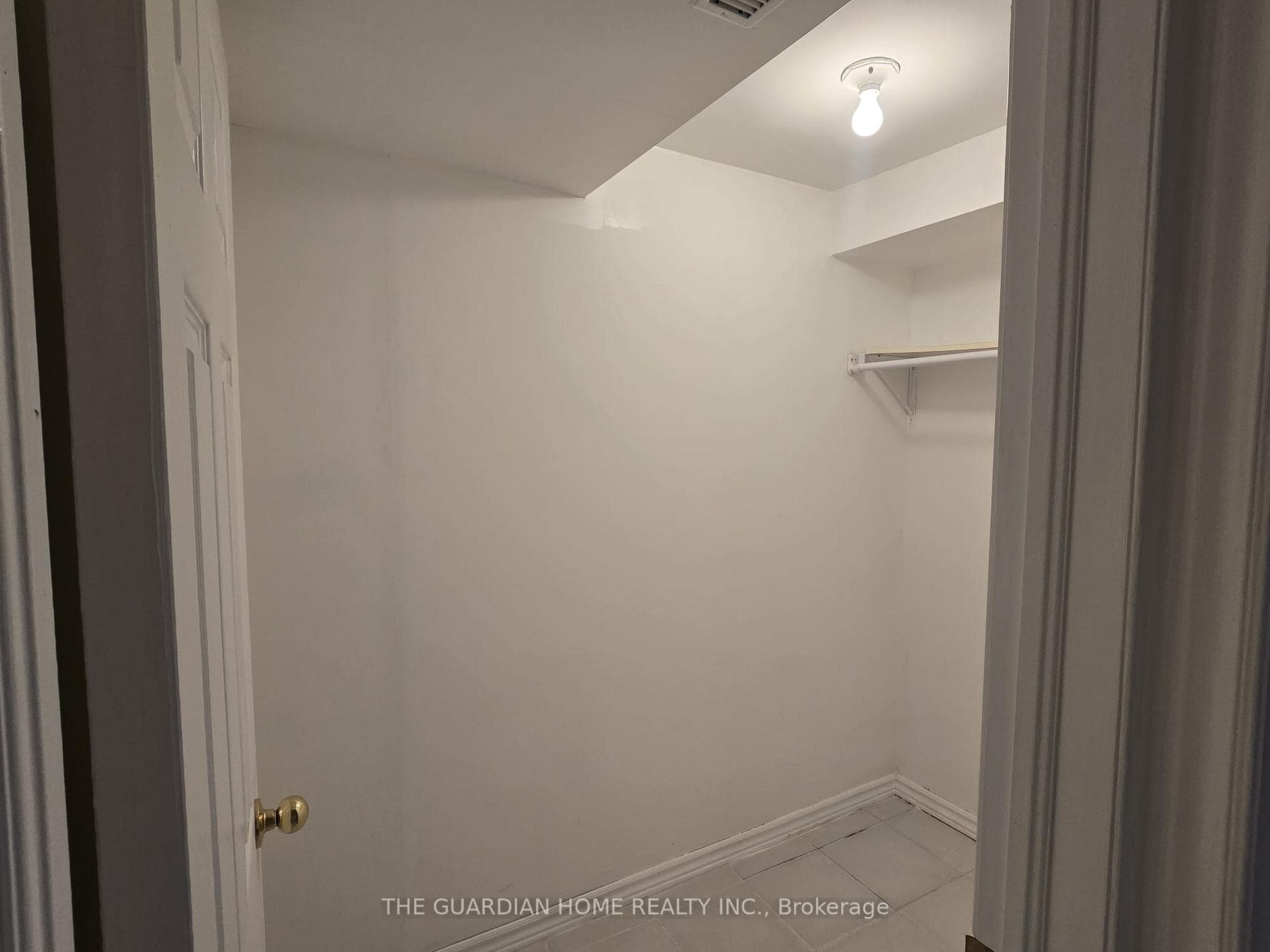 15 Princemere Crescent photo 19
