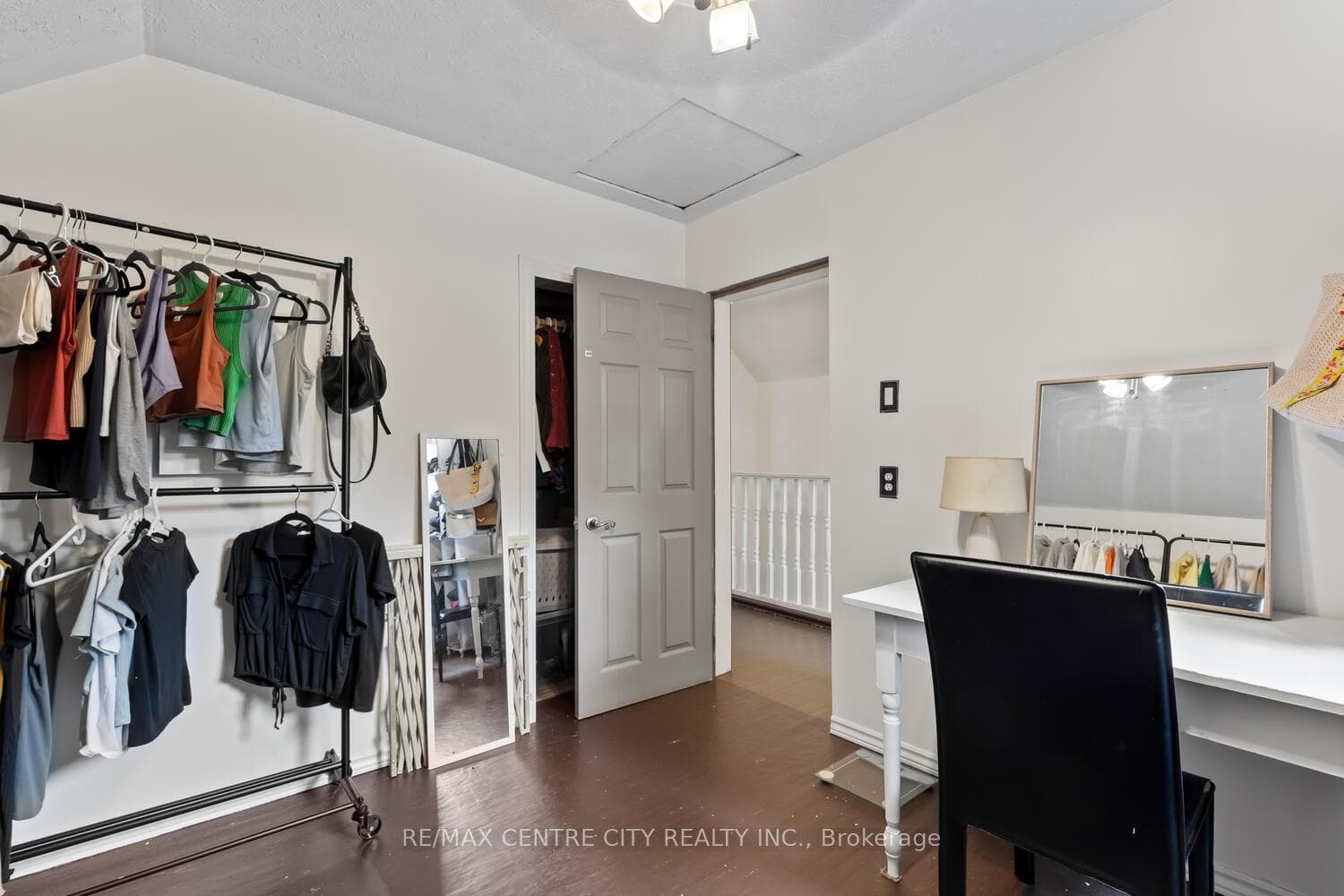 540 Quebec Street photo 22