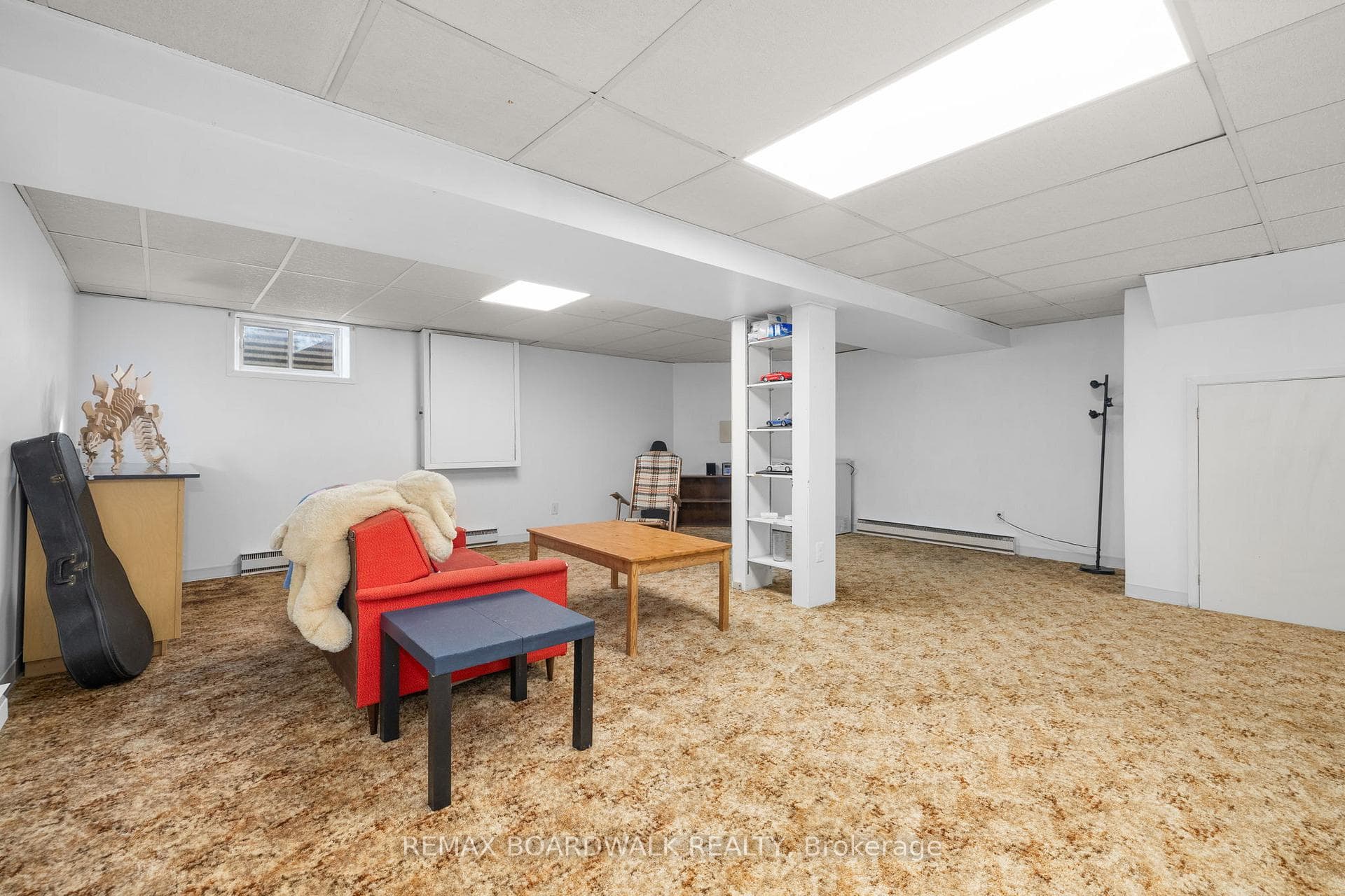 12 Selye Crescent photo 36