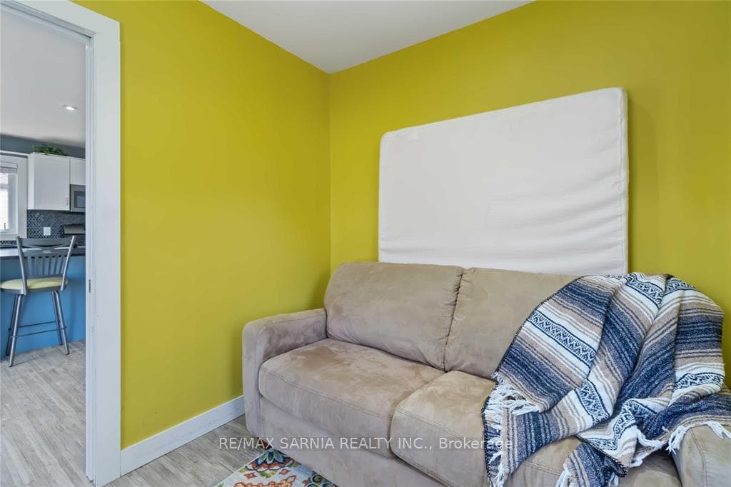 7802 Mary Street photo 19