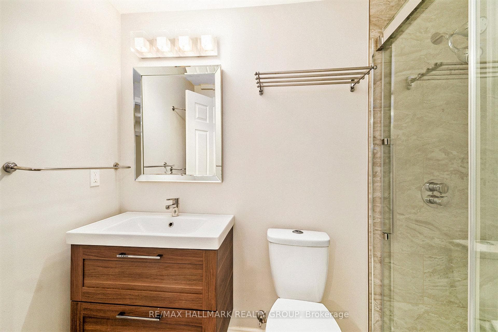 470 Frank Cauley Way photo 38