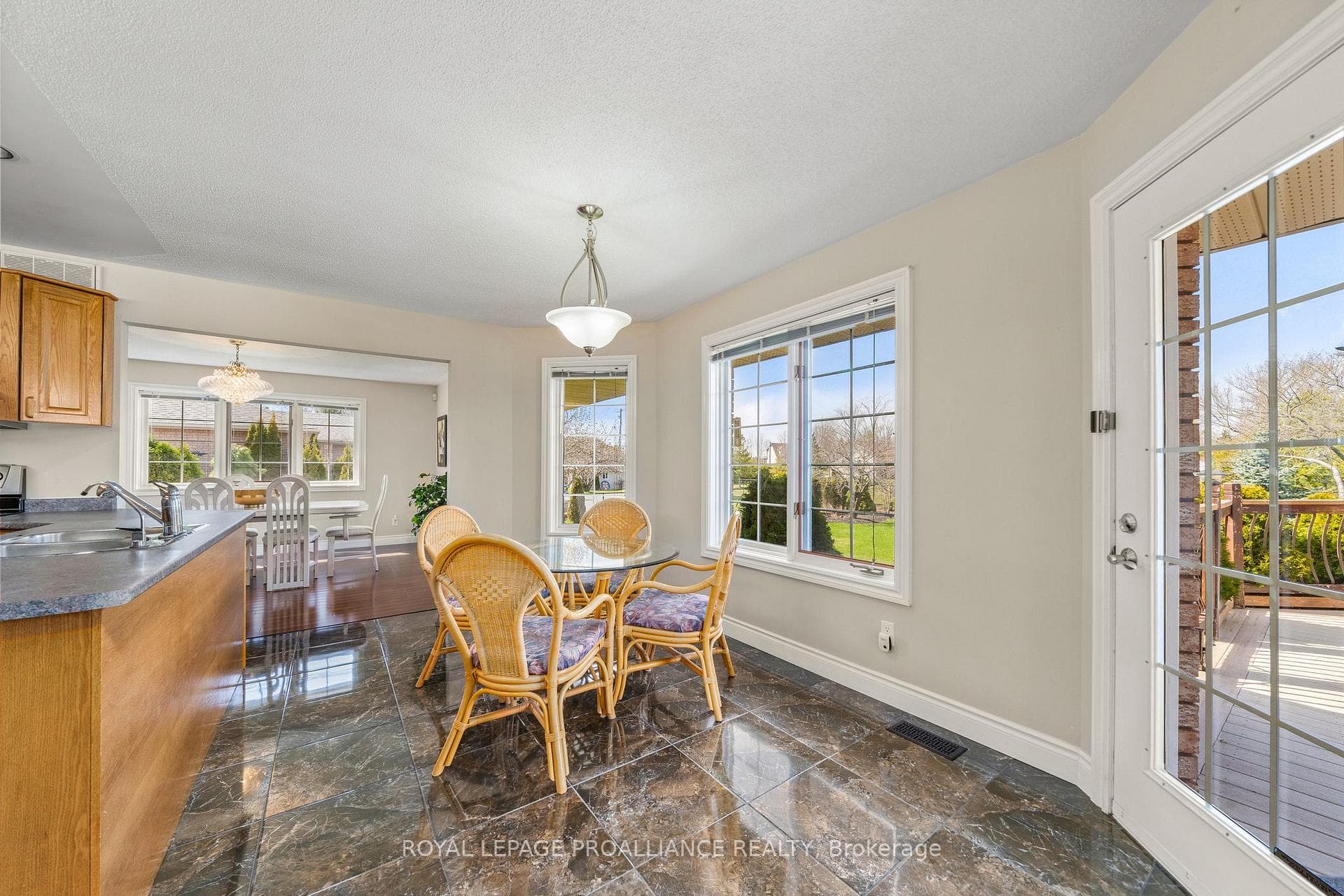 54 Parkside Road photo 14
