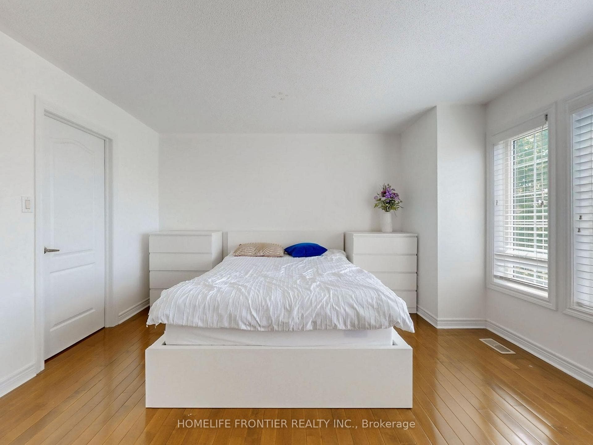 245 Knapton Drive photo 19
