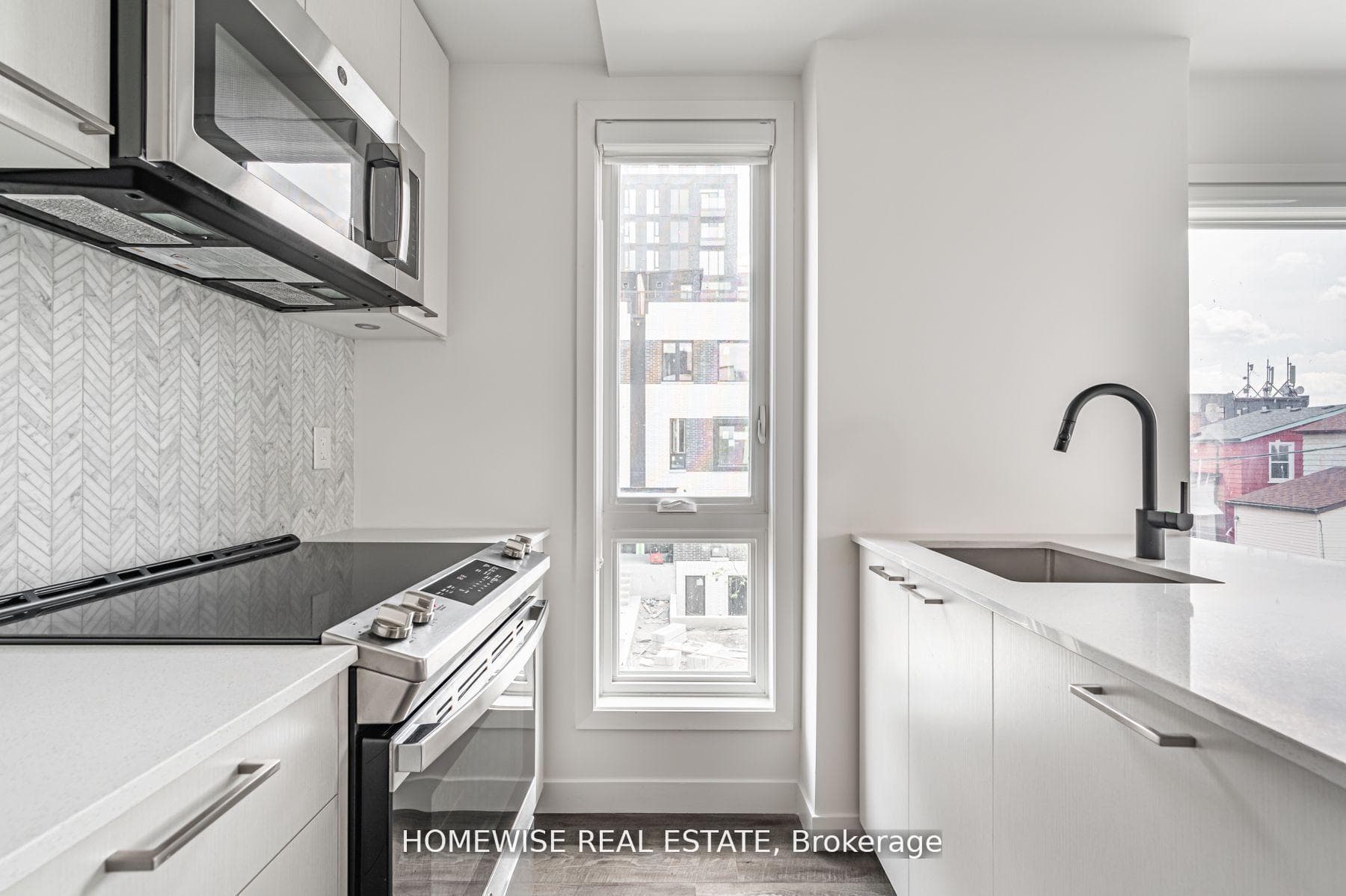 20 Ed Clark Gardens Boulevard Unit TH7 photo 1