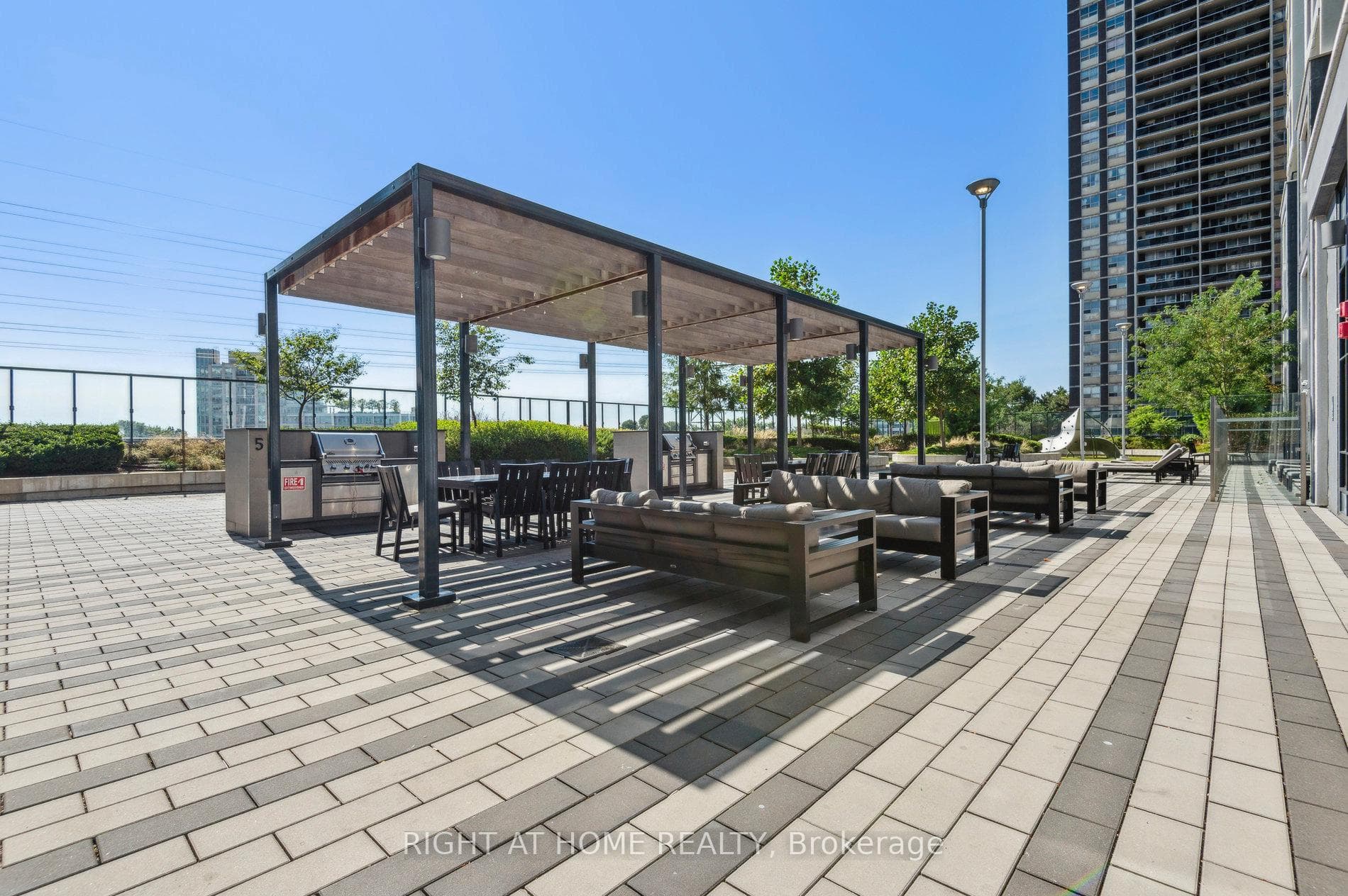 5 Mabelle Avenue Unit 1030 photo 33