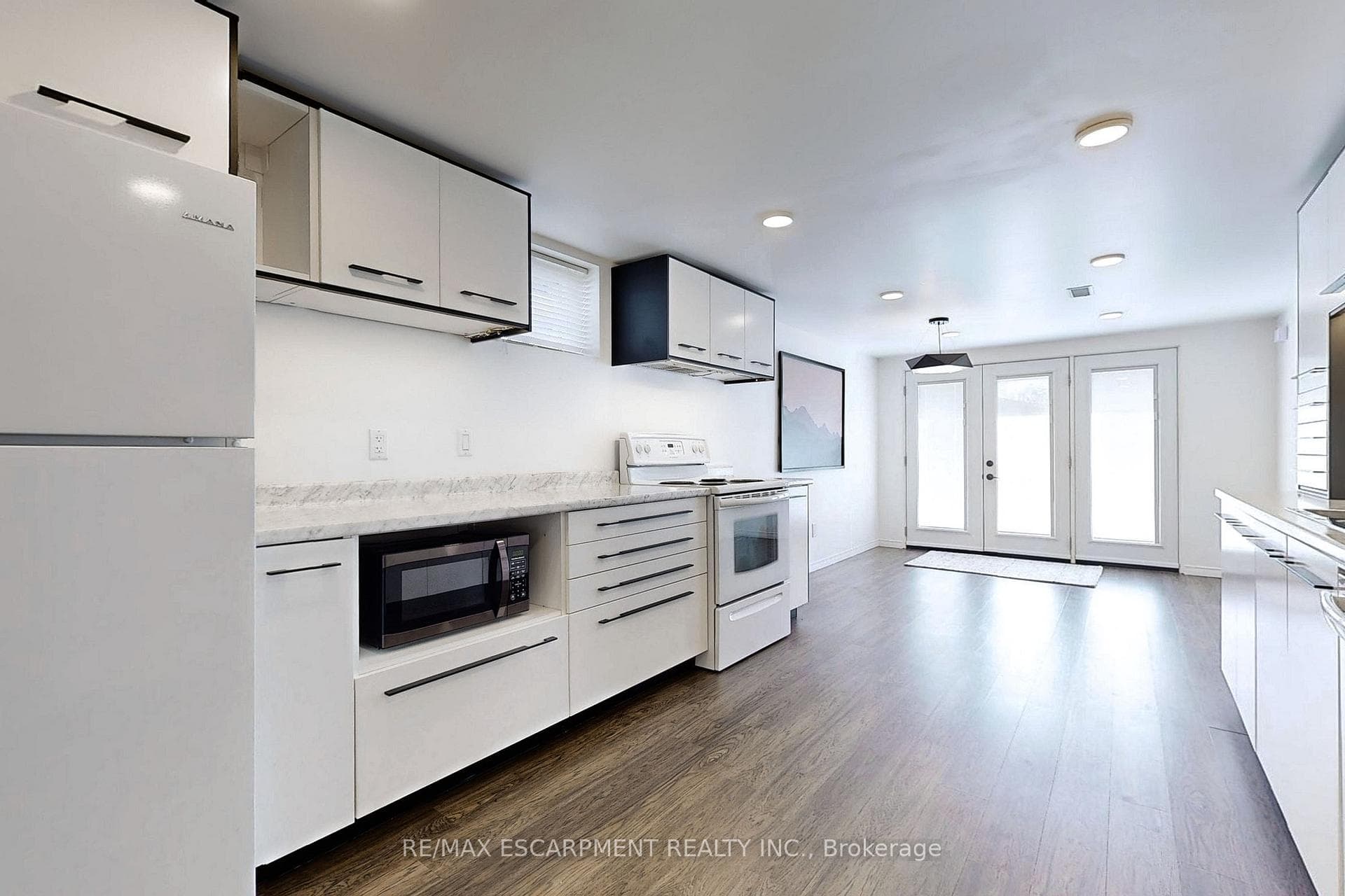 22 Uplands Drive Unit LOWER photo 6
