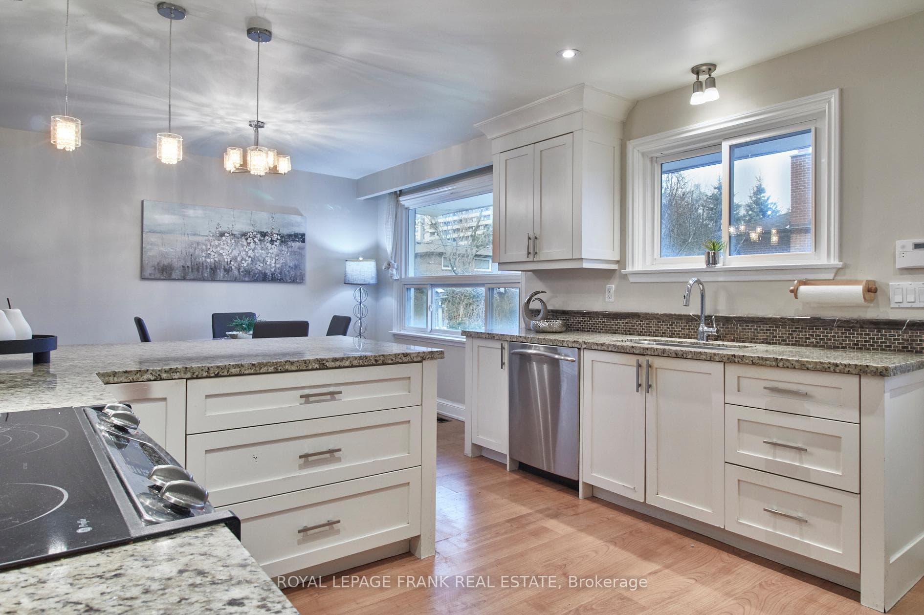 11 Codsell Avenue photo 17