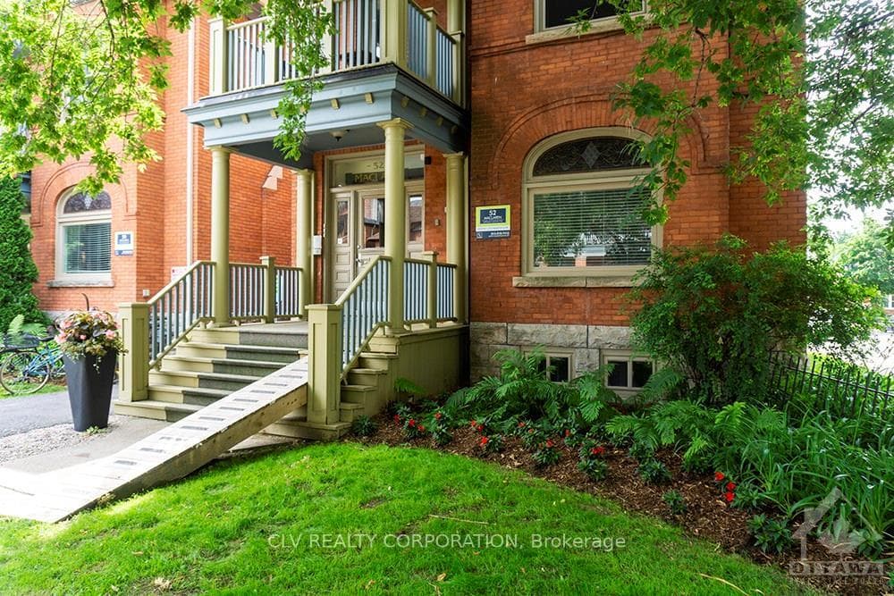 52 MACLAREN Street Unit 2 photo 1