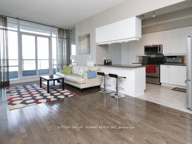 33 Elm Drive Unit 2807 photo 11