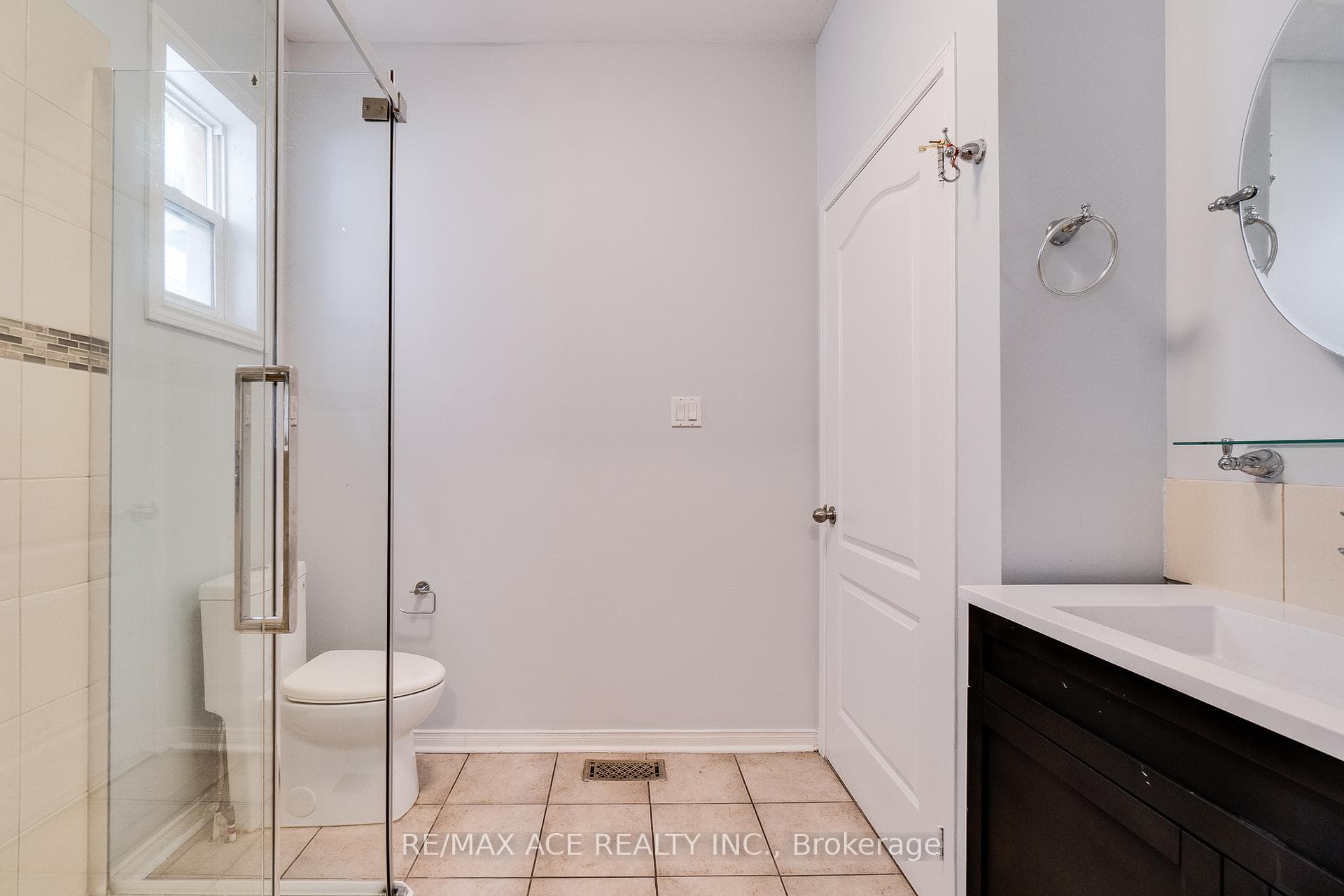 14 Castleford Drive photo 27