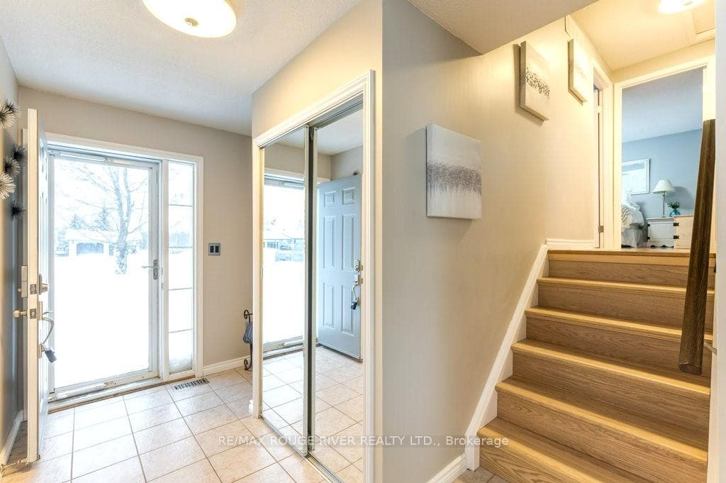 5 Woodfield Street photo 9