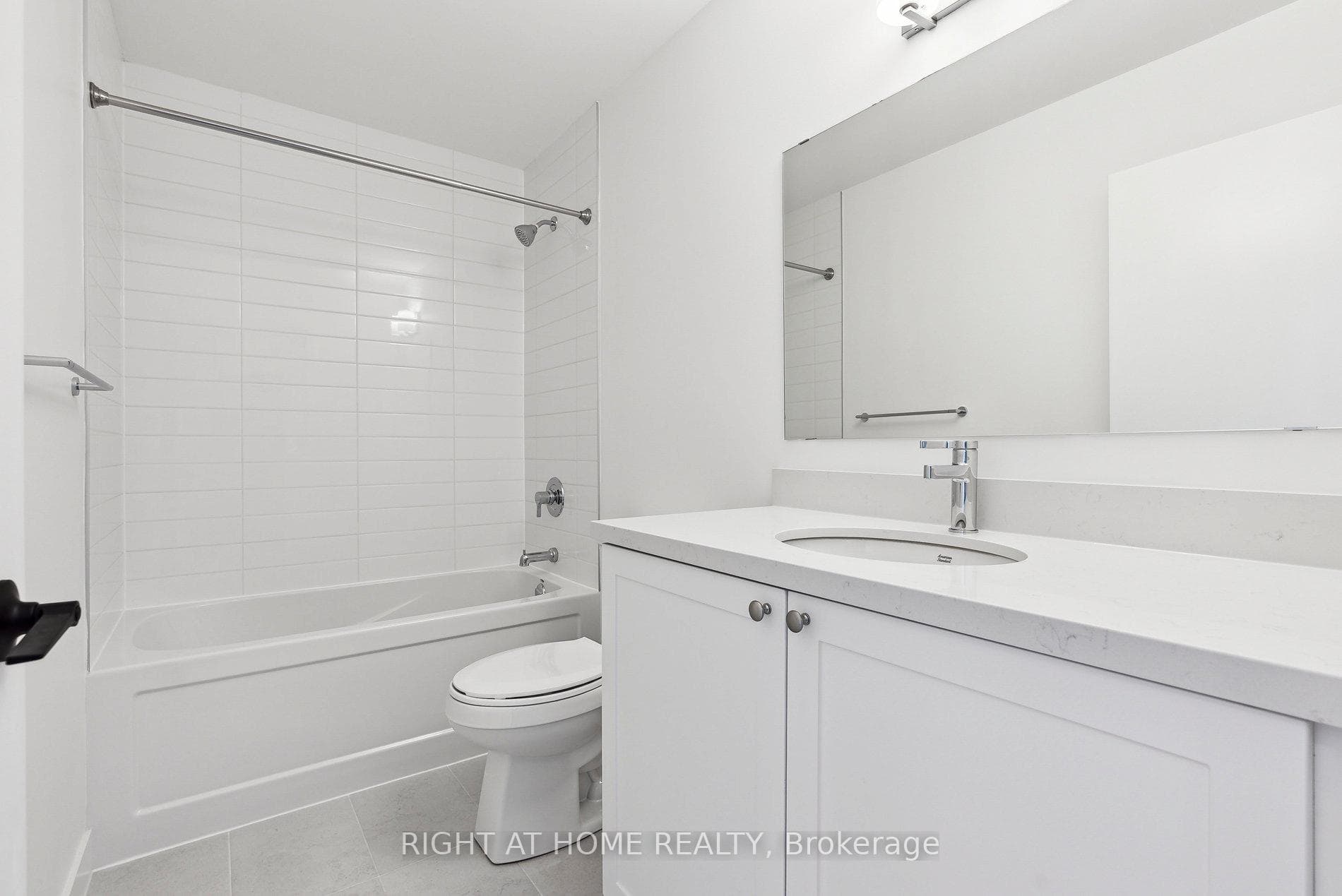 55 Clarington Boulevard Unit 1007 photo 12